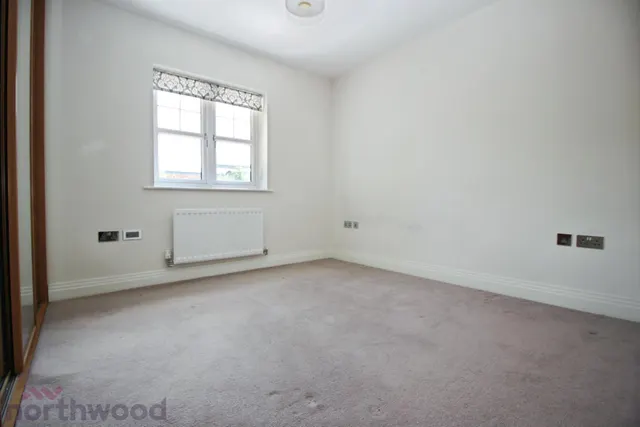 Carlton Place, Marlow, SL7, photo 3