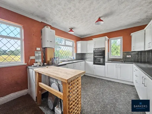 Photo 2 — Church Lane, Gomersal BD19 4QN