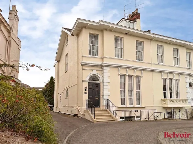 Malvern Place, Lansdown, Cheltenham, GL50, photo 1