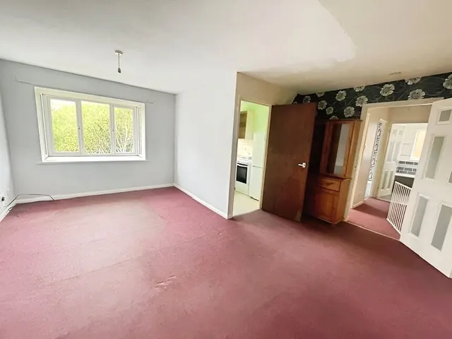 Photo 2 — Pinders Road, Hastings, East Sussex, TN35