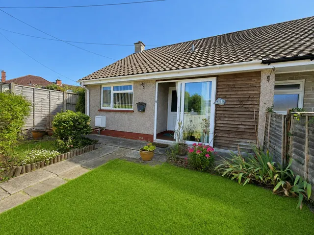 Ivy Close, Nailsea, BS48, photo 1