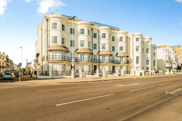 Marine Parade, Worthing, photo 1