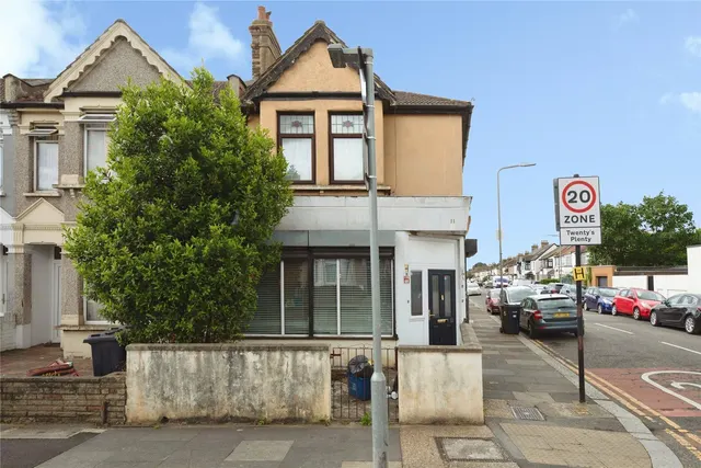 Meads Lane, Ilford, IG3, photo 1