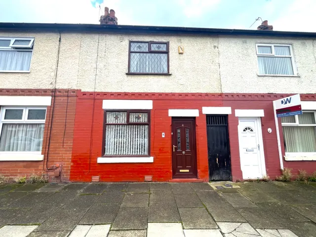 Lutwidge Avenue, Preston, Lancashire, PR1 5HS, photo 1