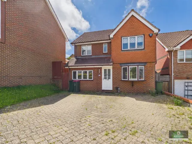 Casher Road, Maidenbower