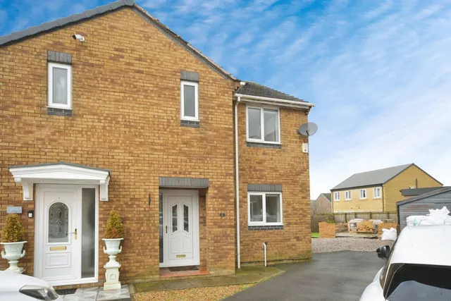 Wains Close, Dove Holes, Buxton, Derbyshire, SK17, photo 1