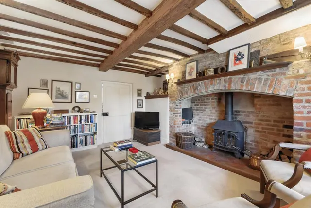 Gravel Lane, Barton Stacey, SO21, photo 3