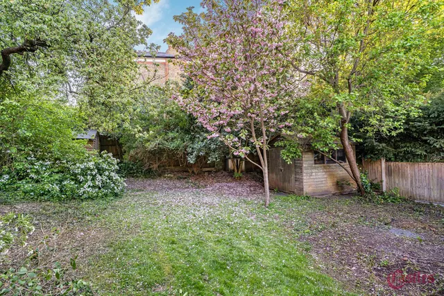 Crouch Hill, N8, photo 2