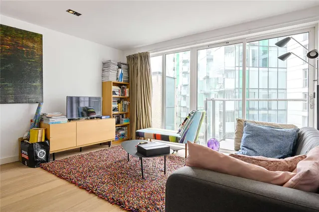Avantgarde Place, London, E1, photo 3
