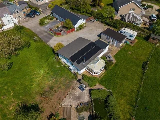 Photo 2 — Lleiniau Hirion & Orchard Cottage, Penrhos, Pwllheli, Gwynedd, LL53 7NF