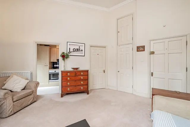 Knaresborough Place, London, SW5, photo 2