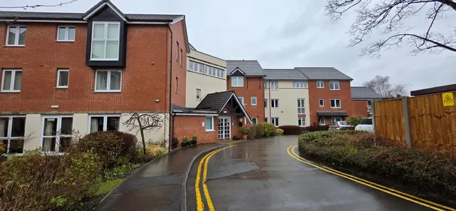 Station Road, Marple, SK6, photo 1