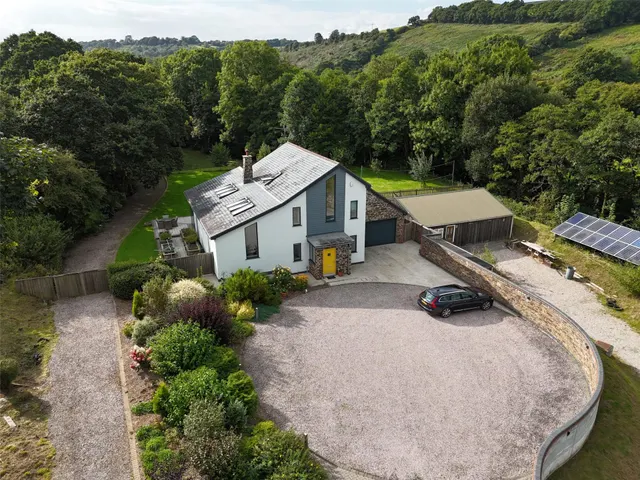 4 bedroom house, Beals Mill, Callington