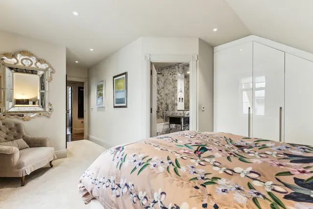 Chesterfield Gardens, Mayfair, W1J, photo 3