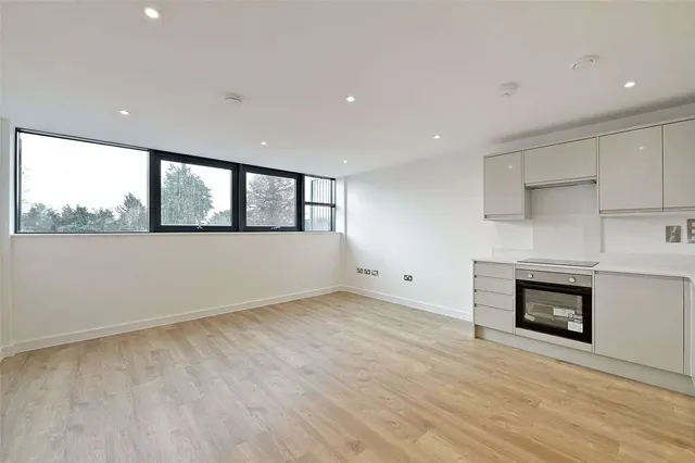 Dedworth Road, Windsor, SL4, photo 1