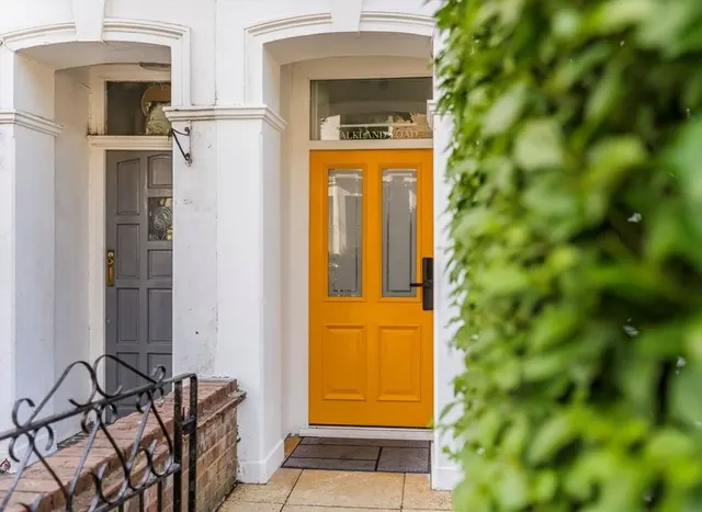 Falkland Road, Kentish Town, NW5, photo 1