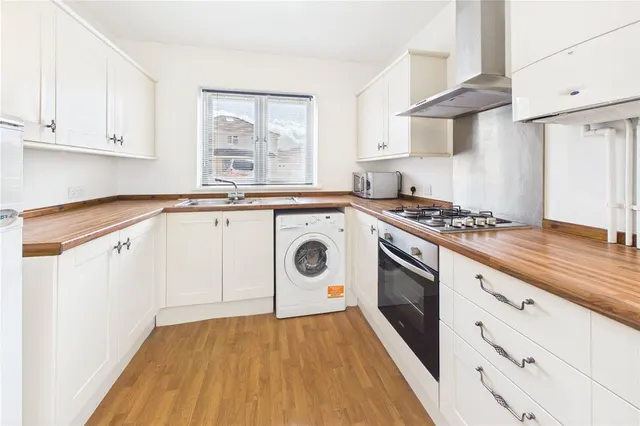 Photo 3 — Vale View, Radstock, Somerset, BA3