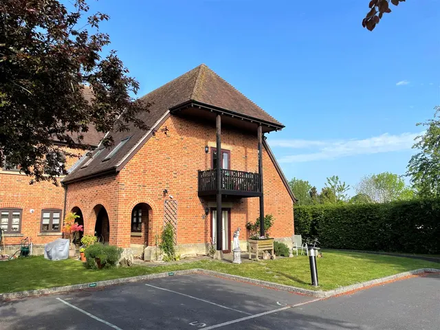 Motcombe, Shaftesbury, photo 1