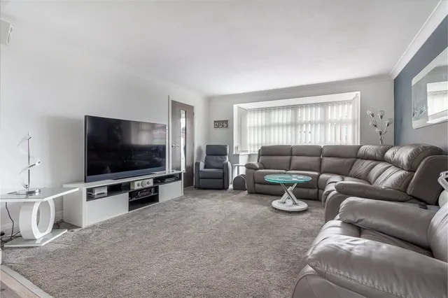 Photo 2 — Blackstitch Lane, Webheath, Redditch, Worcestershire, B97 5TQ