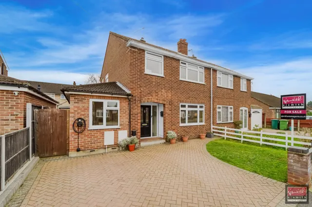 Meadow Road, Ashford, photo 1
