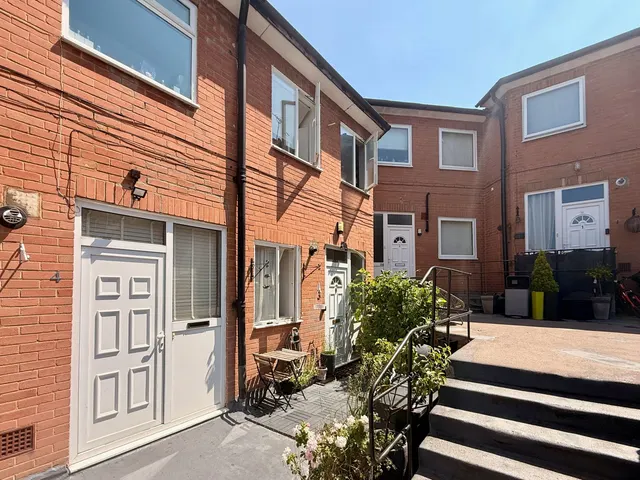 New Parade, Flats, WD3, photo 1