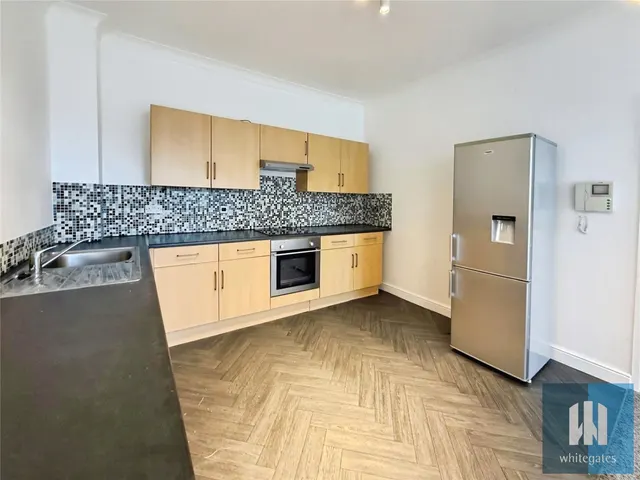 Moorside Avenue, Crosland Moor, HD4, photo 2