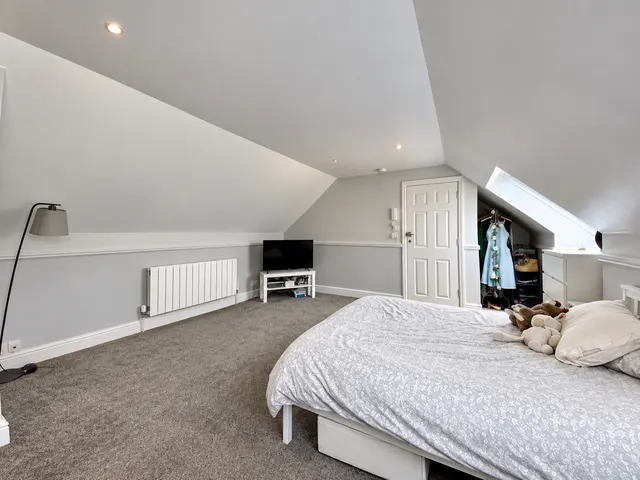 Bicester Road, Aylesbury, HP19, photo 2
