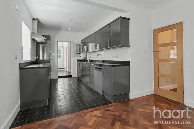 Maidstone Road, Gillingham, ME8, photo 3