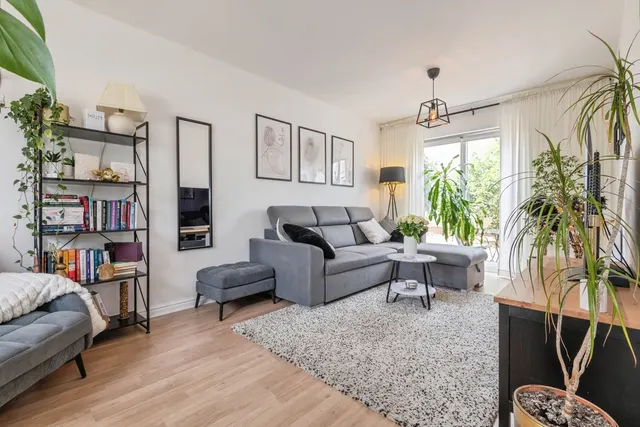 Hayward Avenue, West Wick, BS24, photo 3