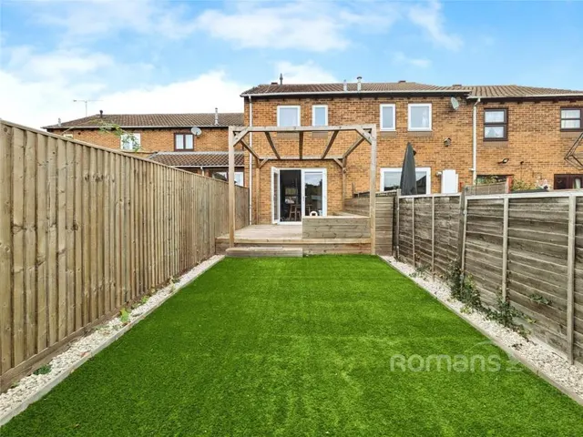 Bridport Close, Lower Earley, RG6, photo 2