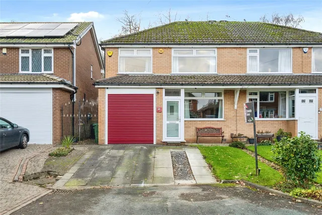 Caldbeck Drive, Farnworth, BL4, photo 1