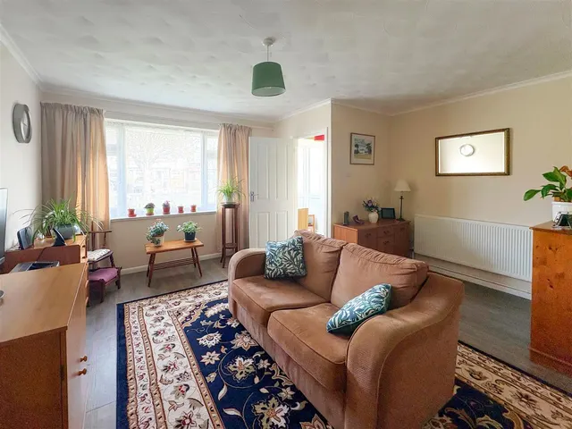 The Winter Knoll, Littlehampton, photo 3