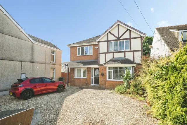 Loughor Road, Swansea, SA4, photo 1