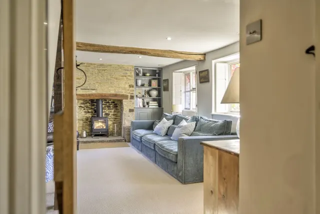 School Lane, South Cerney, GL7, photo 3