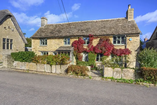 School Lane, South Cerney, GL7, photo 1