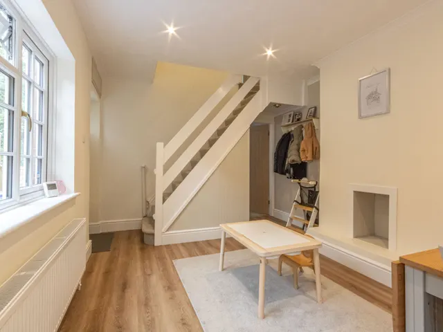 Photo 3 — Frogmore Road, Blackwater, Camberley, GU17 0DF