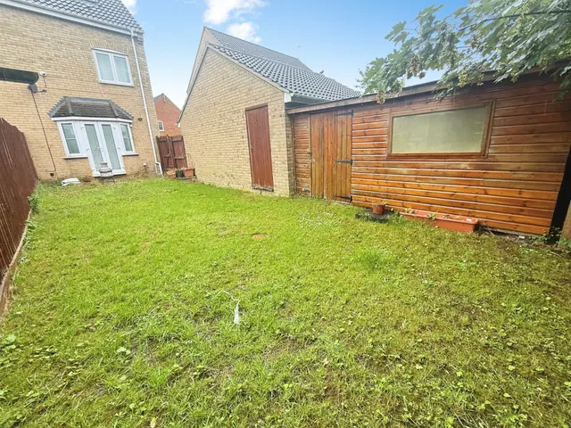 Boleyn Avenue, Peterborough, PE2, photo 2