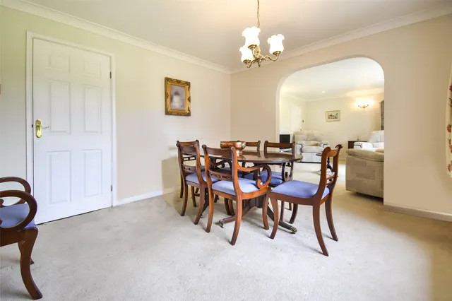 Photo 3 — Crown Drive, Badshot Lea, Farnham, Surrey, GU9 9JN