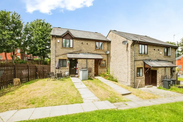 Wheatley Lane, Halifax, West Yorkshire, HX3, photo 1