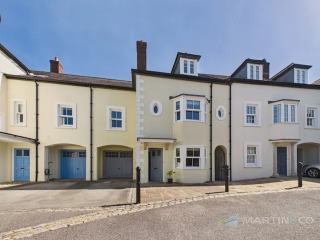 Belvedere, Truro, TR1, photo 1