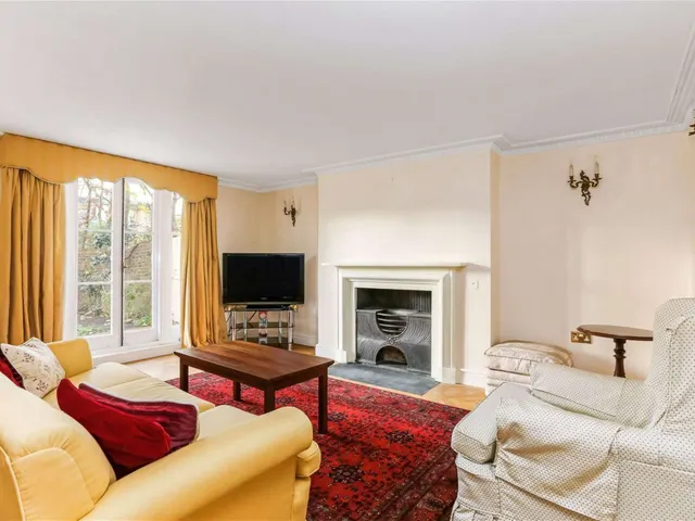 Photo 2 — Park Village East, Regent's Park, London, NW1 7PZ