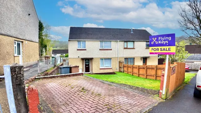 Overdene, Pontllanfraith, NP12, photo 1