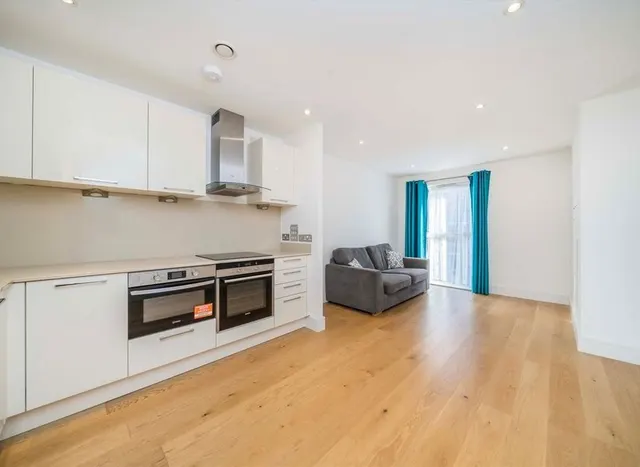 Skerne Road, Kingston Upon Thames, KT2, photo 2
