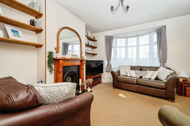 Photo 3 — Peverell Terrace, Plymouth