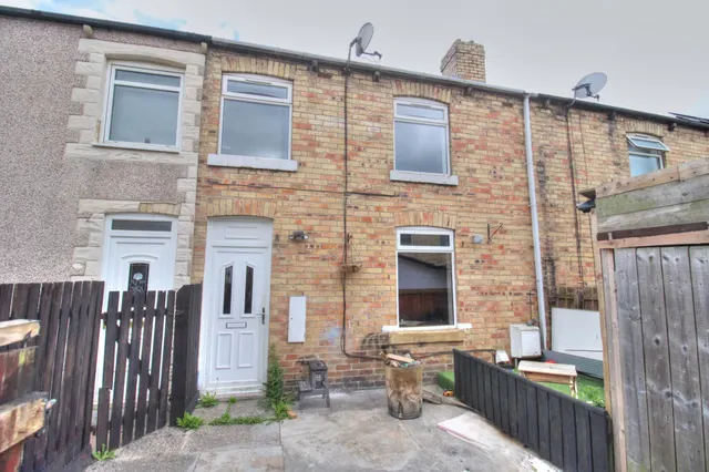 Chestnut Street, Ashington, NE63, photo 1
