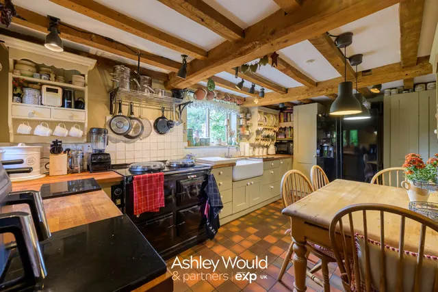 Sinton Lane, Ombersley, WR9, photo 3