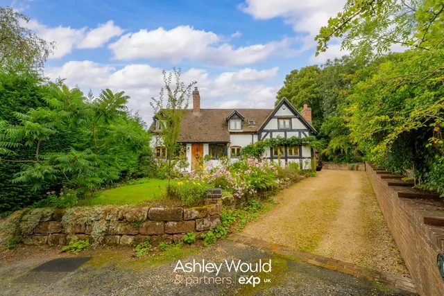 Sinton Lane, Ombersley, WR9, photo 1