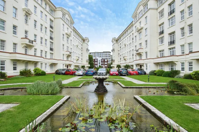 Bath Road, Bournemouth, photo 1