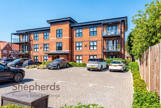 Badgers Walk, Broxbourne, EN10, photo 1