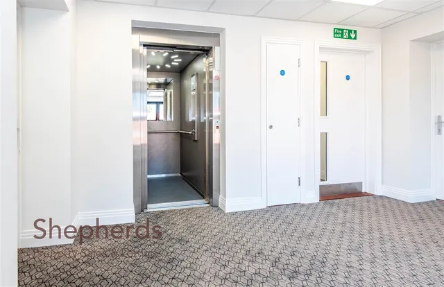 Badgers Walk, Broxbourne, EN10, photo 2